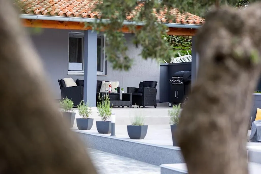 House Katarina With Private Swiming Pool Villa Pula