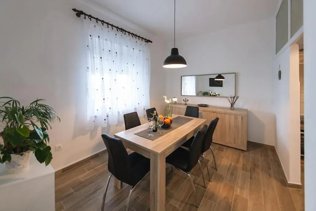 Villa House Katarina With Private Swiming Pool Vila Pula
