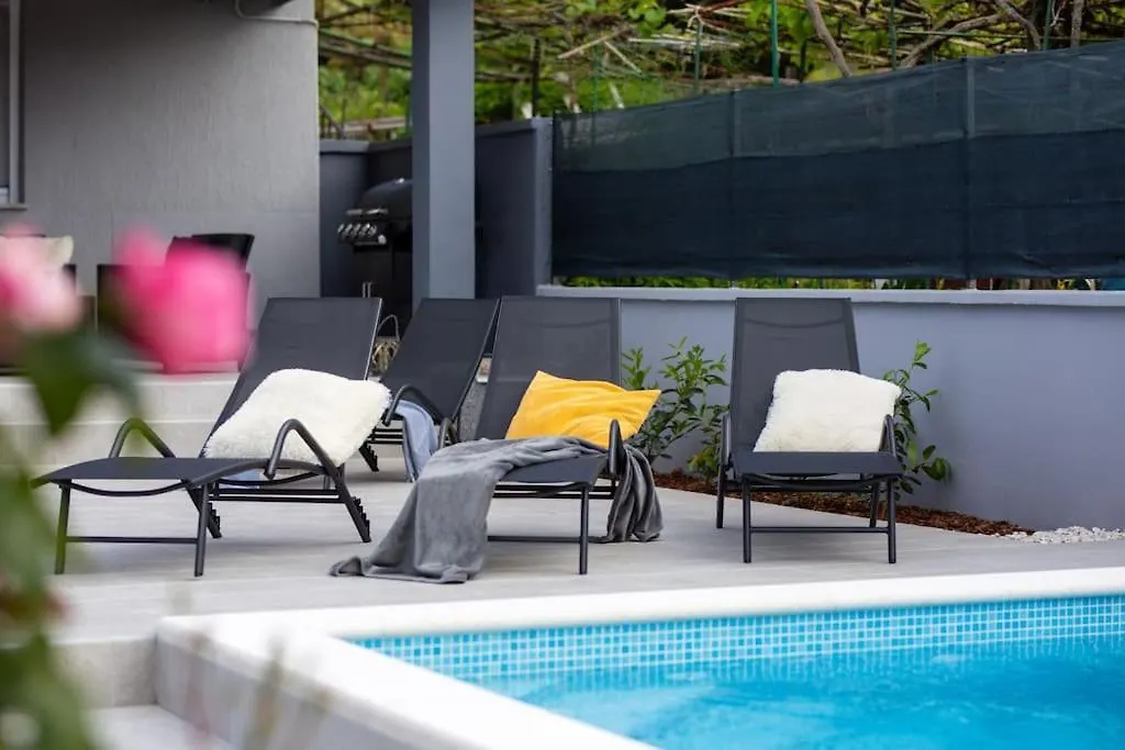 House Katarina With Private Swiming Pool Villa Pula