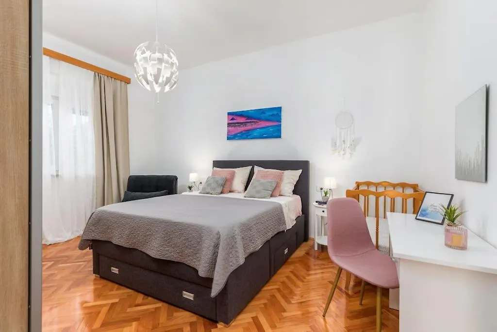 House Katarina With Private Swiming Pool Vila Pula