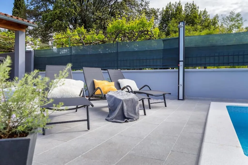 Villa House Katarina With Private Swiming Pool Vila Pula
